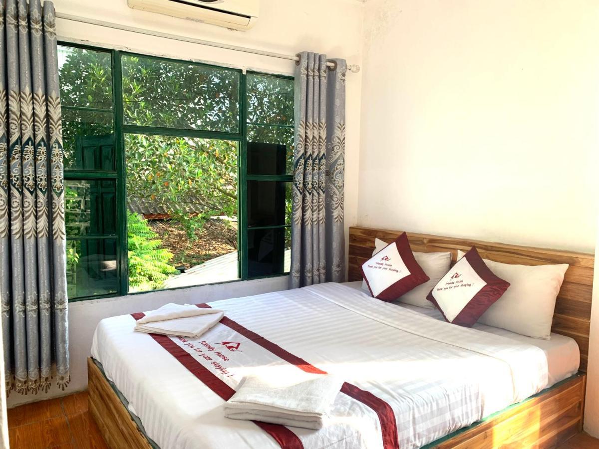 Vang Vieng Lily Backpackers Hostel Экстерьер фото