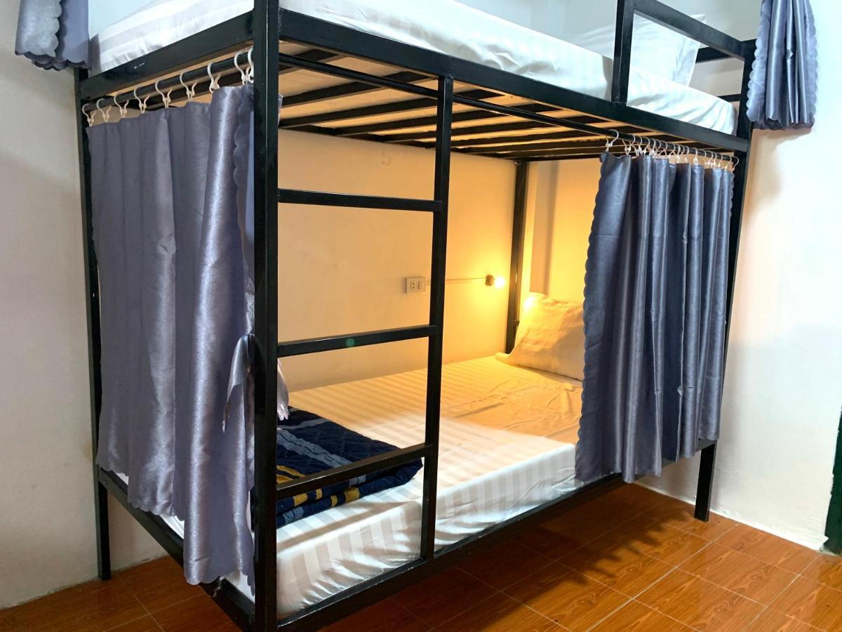 Vang Vieng Lily Backpackers Hostel Экстерьер фото